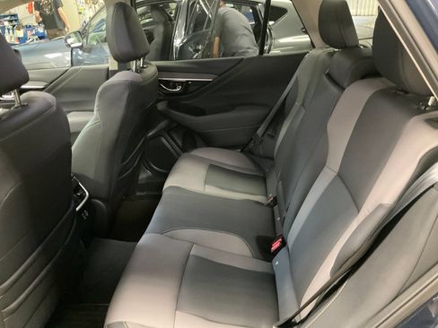 Used 2025 Subaru Outback Onyx Edition AWD/4WD image 27