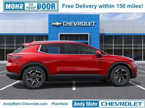New 2026 Chevrolet Equinox EV LT FWD image 6