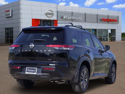 New 2026 Nissan Pathfinder SV