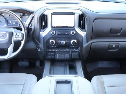 Used 2019 GMC Sierra 1500 SLT w/ SLT Premium Plus Package AWD/4WD image 17
