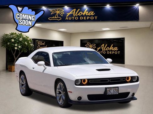 Used 2022 Dodge Challenger GT RWD image 6