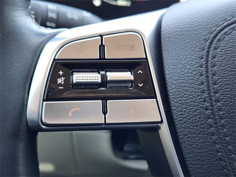 Used 2025 Kia Telluride EX w/ EX Captain's Chair Package image 29