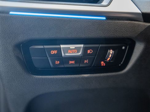 Used 2023 BMW 330i xDrive Sedan w/ M Sport Package image 49