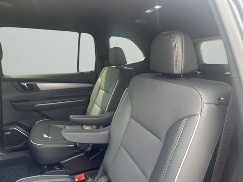 New 2026 Buick Enclave Preferred w/ Power Package image 19