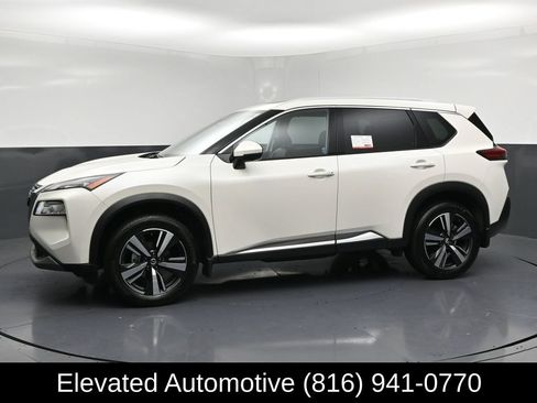 Used 2021 Nissan Rogue SL FWD image 2