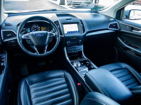 Used 2020 Ford Edge SEL AWD/4WD image 27