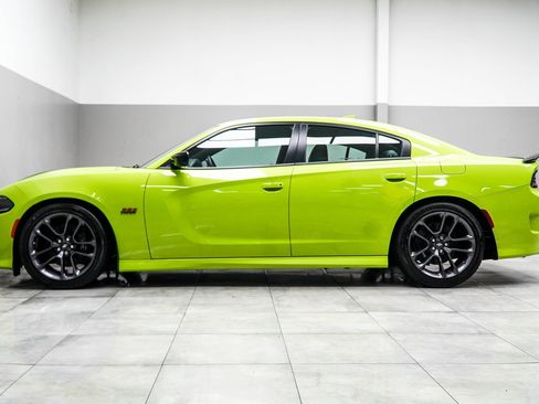 Used 2023 Dodge Charger Scat Pack w/ Plus Group RWD image 10