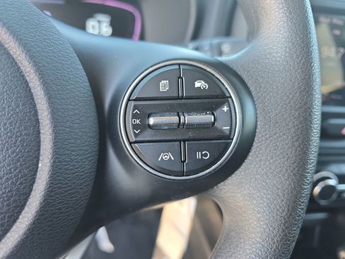 Used 2024 Kia Soul LX w/ Option Group 015 FWD image 17