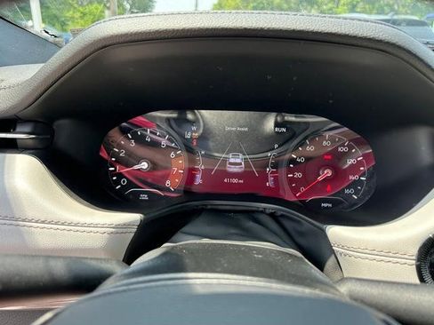 Used 2024 Jeep Compass Limited image 23