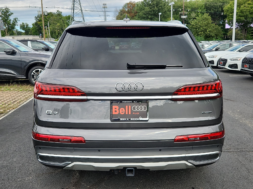 Certified 2024 Audi Q7 2.0T Premium Plus AWD/4WD image 11