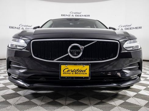 Used 2018 Volvo S90 T5 Momentum w/ Convenience Package image 6