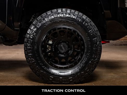 Used 2025 Toyota Tacoma TRD Pro image 12