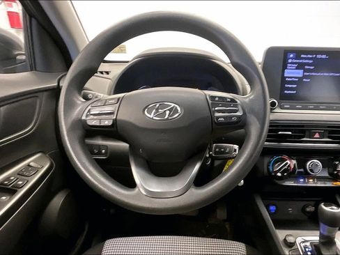 Used 2022 Hyundai Kona SE AWD/4WD image 4