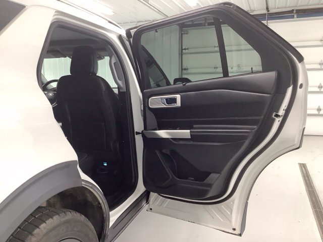Used 2022 Ford Explorer Limited w/ Class IV Trailer Tow Package AWD/4WD image 8