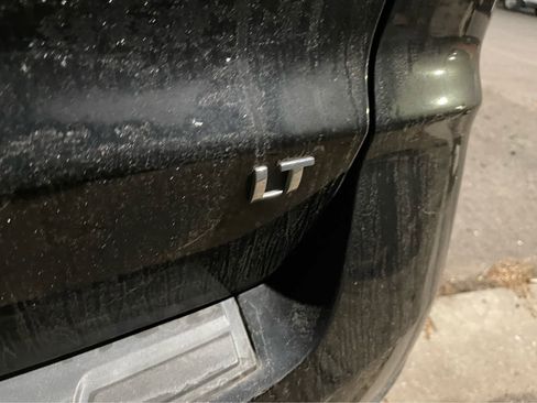 Used 2017 Chevrolet Traverse LT image 10