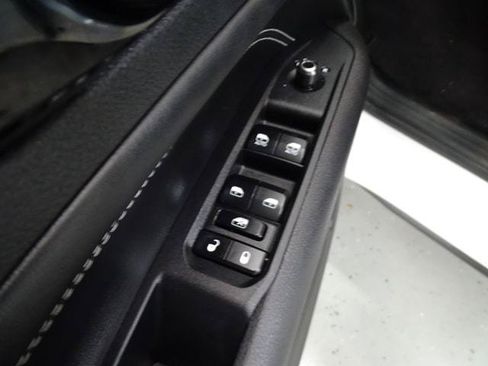Certified 2023 Jeep Compass High Altitude w/ Driver Assist Group I AWD/4WD image 10