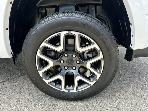 Used 2025 RAM 1500 Laramie AWD/4WD image 14