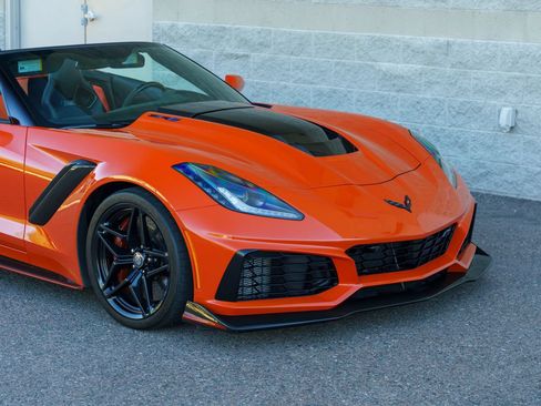 Used 2019 Chevrolet Corvette ZR1 RWD image 60