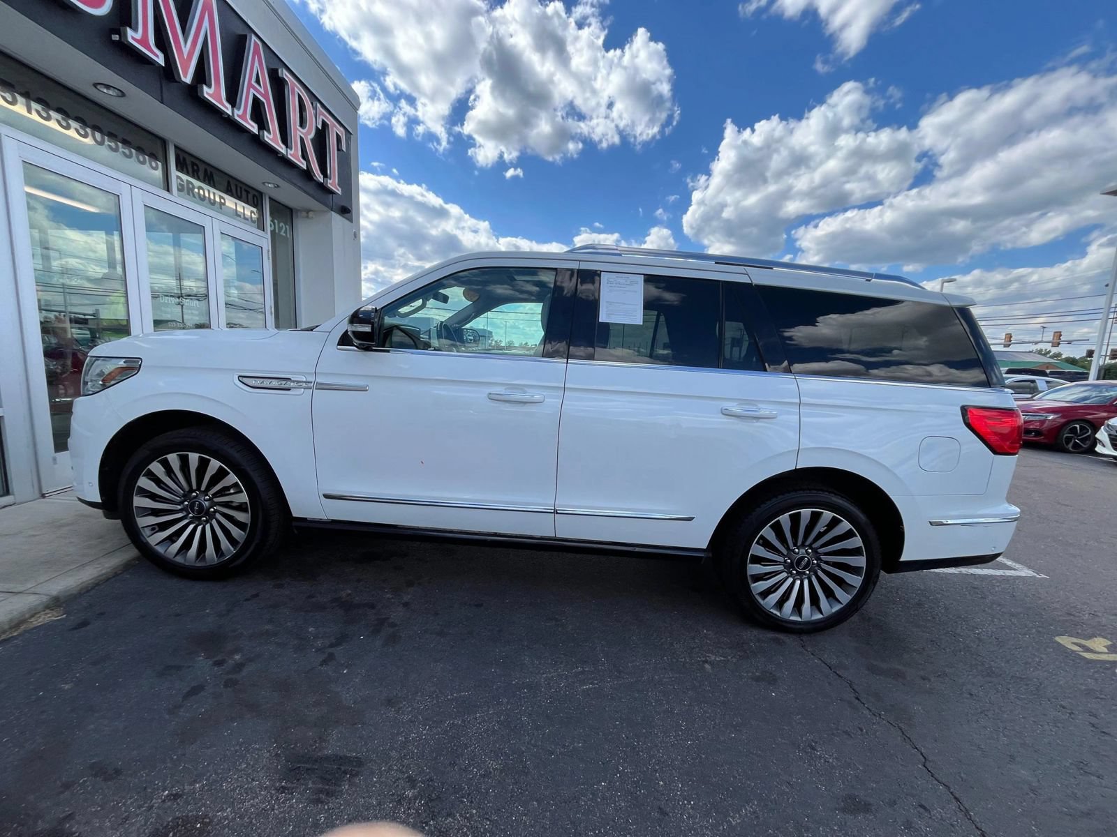 Used 2020 Lincoln Navigator Reserve w/ Luxury Package RWD image 11