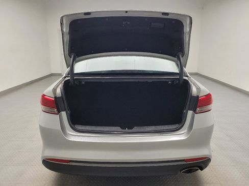 Used 2017 Kia Optima LX FWD image 29