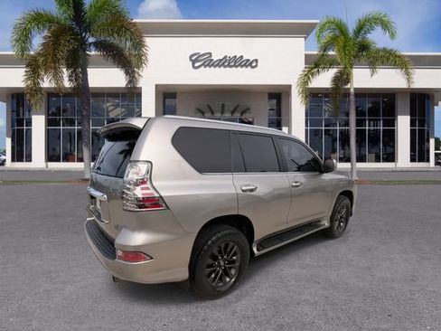 Used 2022 Lexus GX 460 Premium w/ Premium Package AWD/4WD image 14