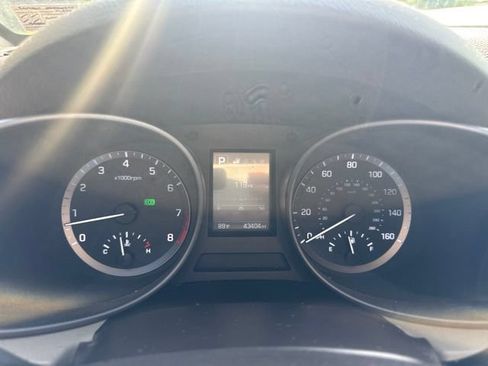 Used 2017 Hyundai Santa Fe Sport AWD/4WD image 16