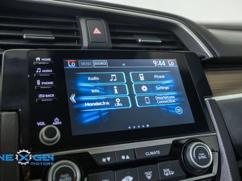 Used 2019 Honda Civic EX image 18