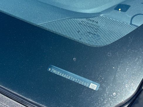 Certified 2026 Toyota Corolla Cross LE w/ Moonroof Package FWD image 35