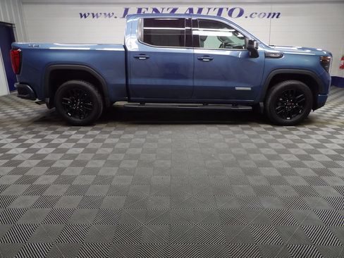 Used 2026 GMC Sierra 1500 Elevation w/ Elevation Premium Package AWD/4WD image 2
