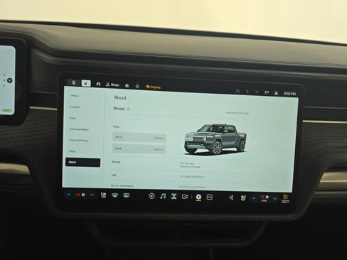Used 2025 Rivian R1T Adventure AWD/4WD image 27