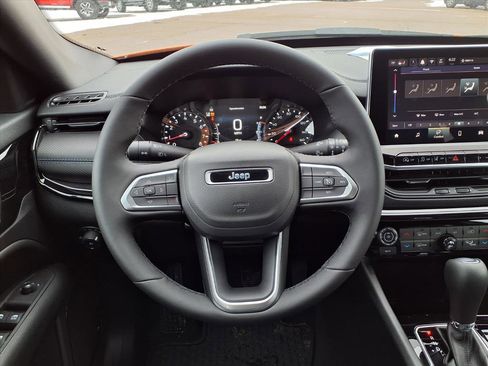 New 2026 Jeep Compass Latitude AWD/4WD image 23