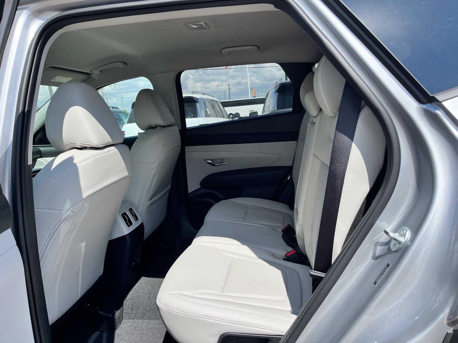 New 2026 Hyundai Tucson SEL Plus FWD image 18