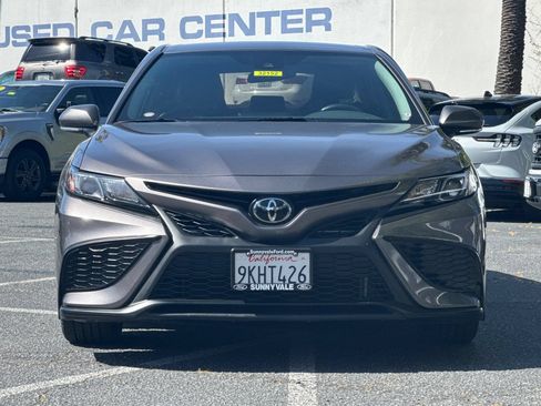 Used 2022 Toyota Camry SE FWD image 10