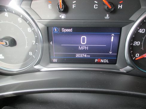 Used 2023 Chevrolet Equinox LT image 24