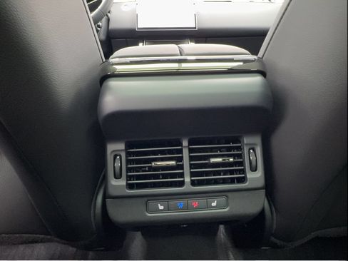 Used 2025 Land Rover Range Rover Evoque Dynamic SE AWD/4WD image 40