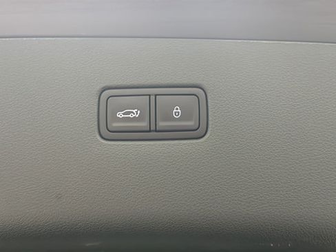Used 2025 Genesis GV80 3.5T AWD/4WD image 29