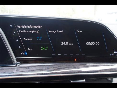 Used 2021 Cadillac Escalade ESV Premium Luxury w/ LPO, Illumination Package image 37