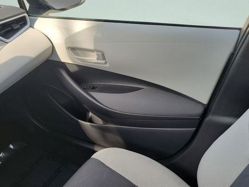 Certified 2025 Toyota Corolla LE w/ Convenience Package FWD image 13