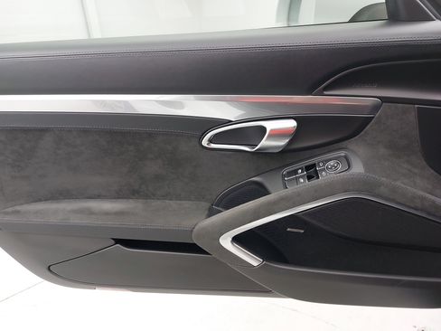 Certified 2015 Porsche Cayman GTS RWD image 22