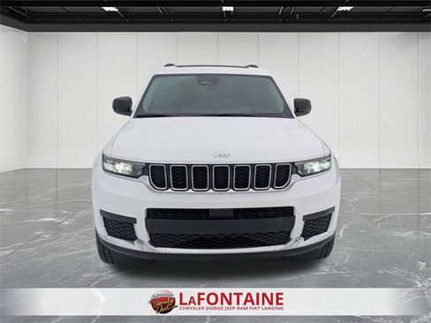 Certified 2023 Jeep Grand Cherokee L Laredo w/ Luxury Tech Group I image 8