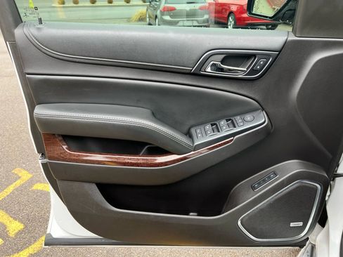 Used 2015 GMC Yukon SLT w/ HD Trailering Package image 22