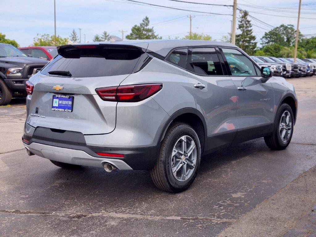 New 2026 Chevrolet Blazer LT w/ LPO, Floor Liner Package AWD/4WD image 5