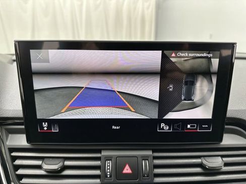 Used 2021 Audi SQ5 Prestige image 17
