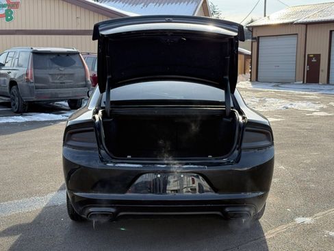 Used 2016 Dodge Charger SXT image 30