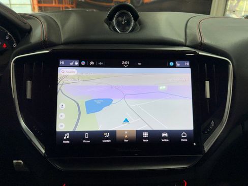 Used 2022 Maserati Ghibli Trofeo image 74