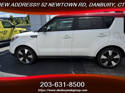Used 2017 Kia Soul + w/ Designer's Package FWD image 2