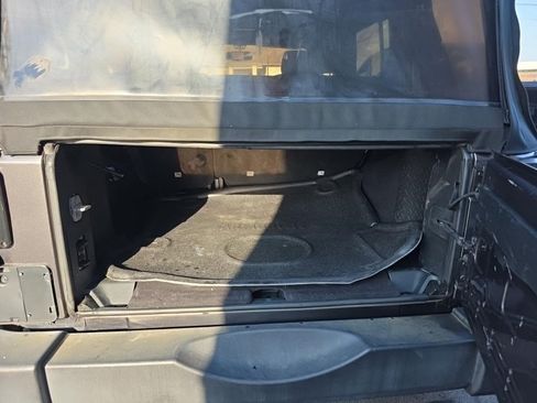 Used 2017 Jeep Wrangler Unlimited Sport w/ Quick Order Package 24S image 15