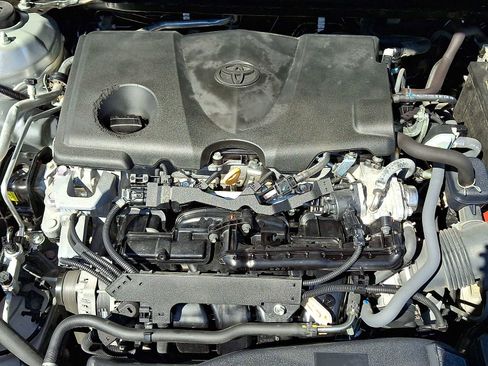 Used 2024 Toyota Camry SE FWD image 27