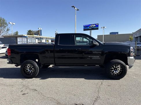 Used 2017 Chevrolet Silverado 1500 LT w/ All Star Edition image 2