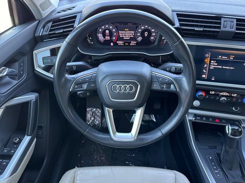 Used 2020 Audi Q3 2.0T Premium Plus AWD/4WD image 14